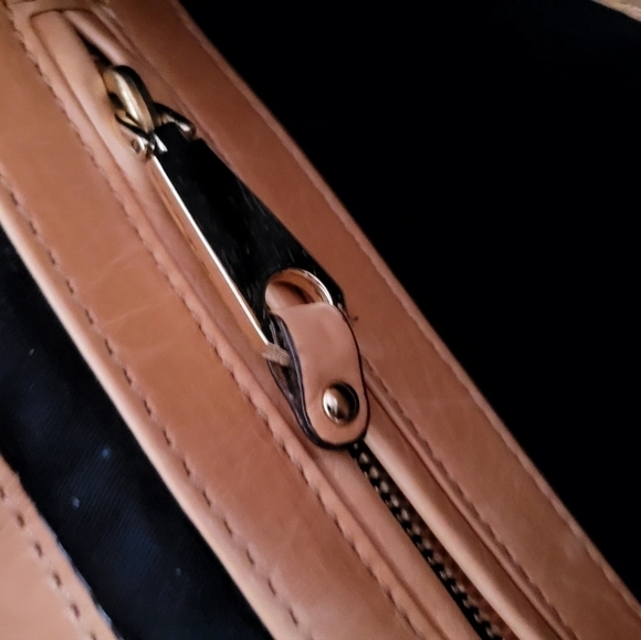 Rebecca Minkoff Embossed Leather Crossbody - Picture 14 of 16